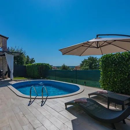 Ugrin, A Cozy And Relaxing Retreat Minutes From The